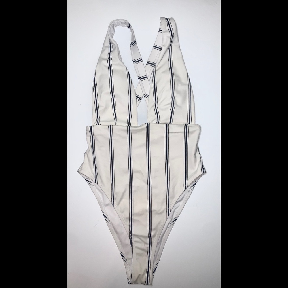 Forever 21 One piece swimsuit
